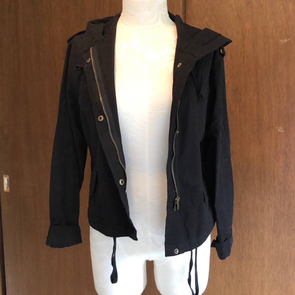 Brandy Melville black hooded jacket